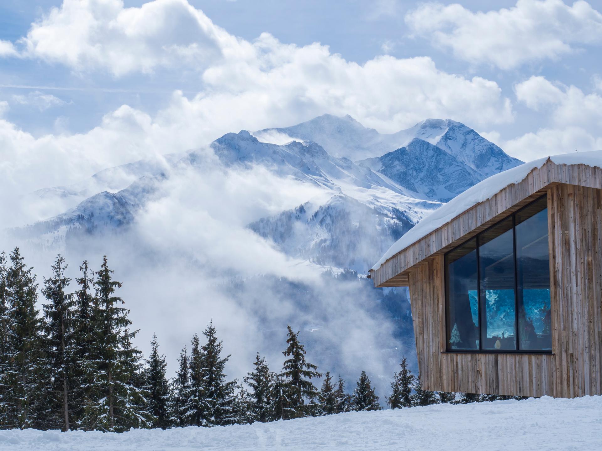 Zell-am-see-mountain-restaurant